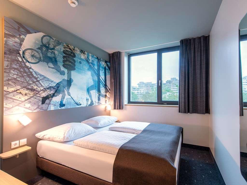 Muenchen-olympiapark Hotel 3*